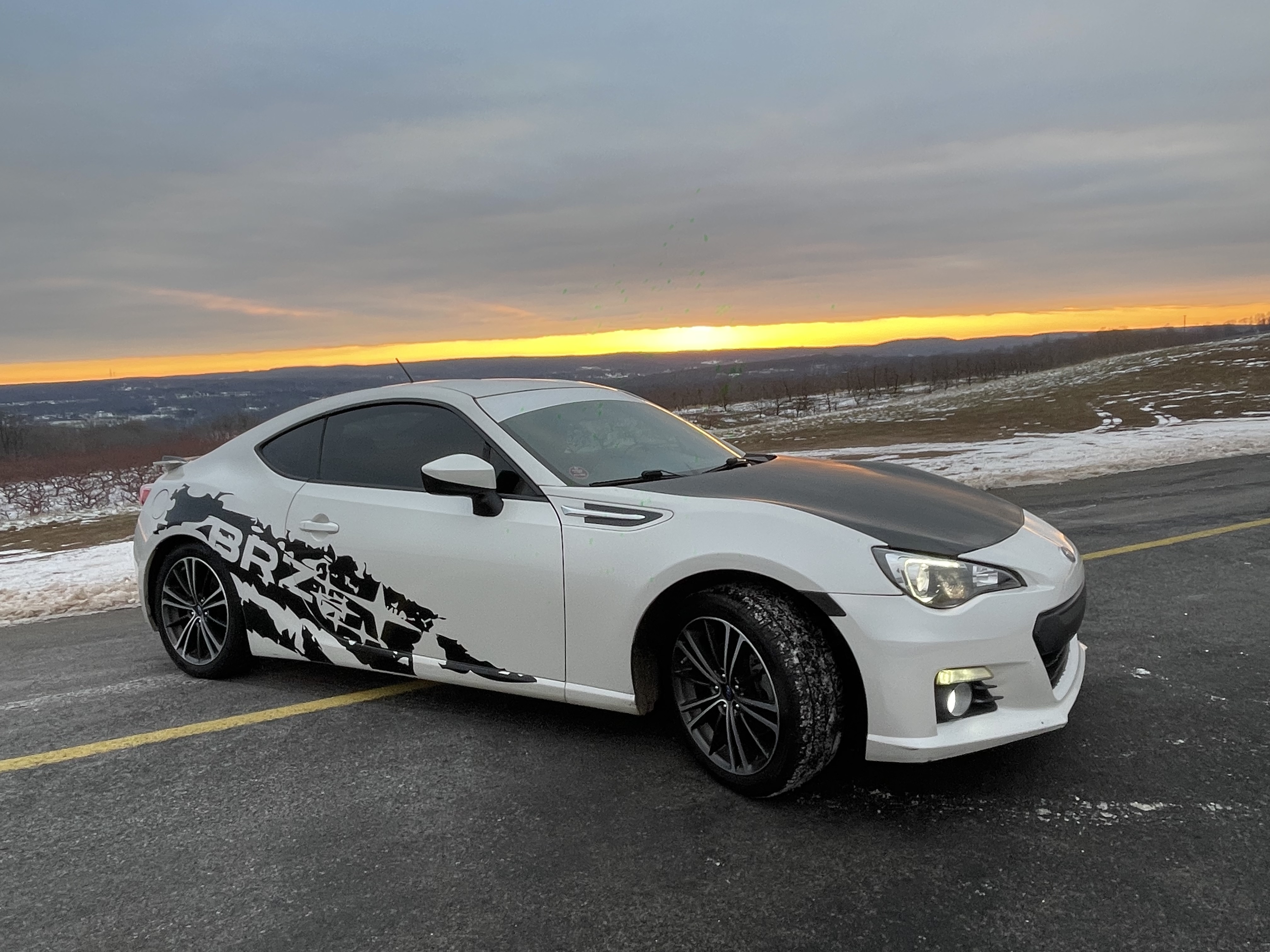 2013 Subaru BRZ Limited - 6 Speed FA20 Boxer with Toyota D-4S Dual Injection, TORSEN LSD, Japan-Built — photo 41